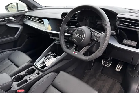 13 of 49 for Audi A3 1.5 TFSI S line Sportback S Tronic Euro 6 (s/s) 5dr