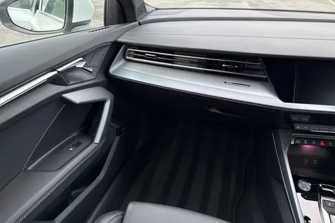 19 of 49 for Audi A3 1.5 TFSI S line Sportback S Tronic Euro 6 (s/s) 5dr