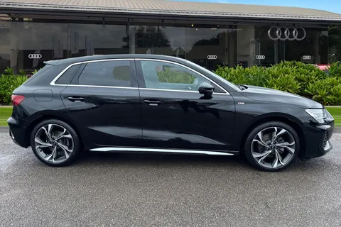 DF75HVU Audi A3 S line TFSI  150 PS 6-speed Thumbnail #4