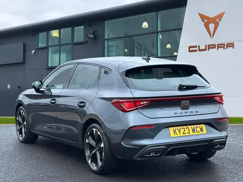 KY23WCW CUPRA Leon 1.5 eTSI V1 5dr DSG Thumbnail #3