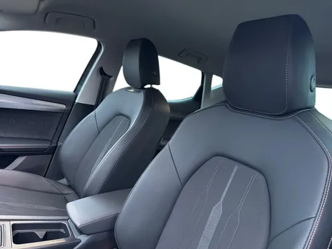 KY23WCW CUPRA Leon 1.5 eTSI V1 5dr DSG Thumbnail #12