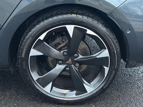 KY23WCW CUPRA Leon 1.5 eTSI V1 5dr DSG Thumbnail #23