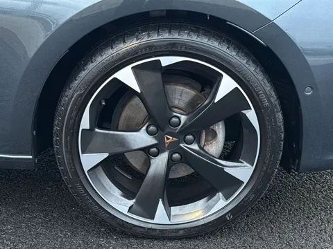 KY23WCW CUPRA Leon 1.5 eTSI V1 5dr DSG Thumbnail #25