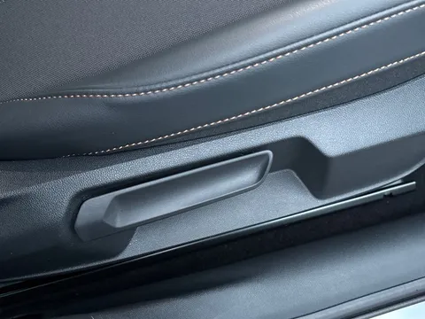 KY23WCW CUPRA Leon 1.5 eTSI V1 5dr DSG Thumbnail #34