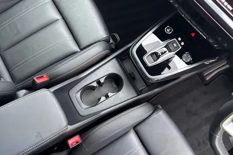 MT74CAO Audi Q4 e-tron Q4  Black Edition 55 e-tron quattro 250,00 kW Thumbnail #23