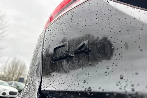 MT74CAO Audi Q4 e-tron Q4  Black Edition 55 e-tron quattro 250,00 kW Thumbnail #36