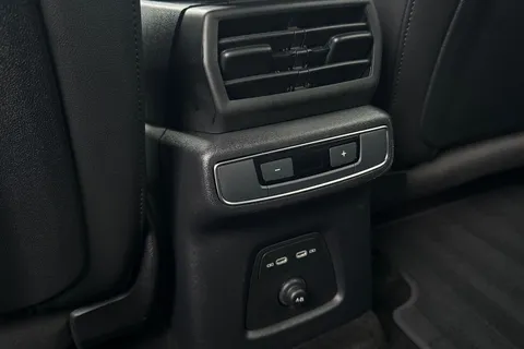 MT74CAO Audi Q4 e-tron Q4  Black Edition 55 e-tron quattro 250,00 kW Thumbnail #44