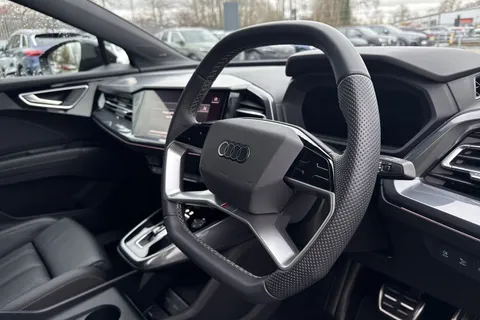 MT74CAO Audi Q4 e-tron Q4  Black Edition 55 e-tron quattro 250,00 kW Thumbnail #50