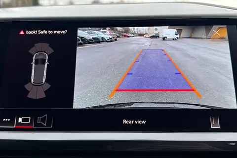 MT74CAO Audi Q4 e-tron Q4  Black Edition 55 e-tron quattro 250,00 kW Thumbnail #57