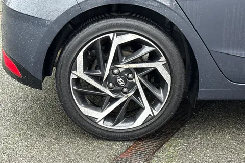 EN21XKL Hyundai I20 1.0T GDi 48V MHD Premium 5dr Thumbnail #22