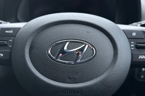 EN21XKL Hyundai I20 1.0T GDi 48V MHD Premium 5dr Thumbnail #35