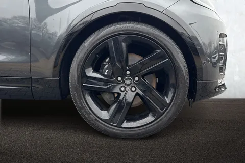 9 of 50 for Land Rover Discovery 3.0 D300 Metropolitan Edition 5dr