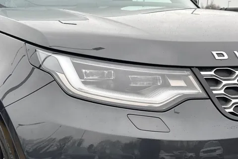 18 of 50 for Land Rover Discovery 3.0 D300 Metropolitan Edition 5dr