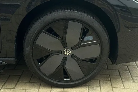  Volkswagen Passat 1.5 eTSI MHEV R-Line DSG Euro 6 (s/s) 5dr Thumbnail #12