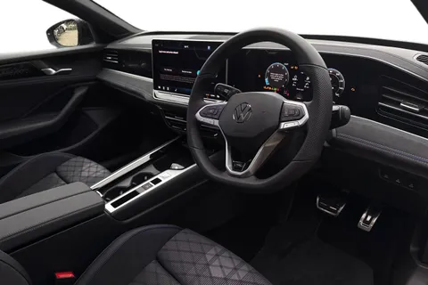  Volkswagen Passat 1.5 eTSI MHEV R-Line DSG Euro 6 (s/s) 5dr Thumbnail #14