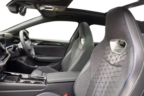  Volkswagen Passat 1.5 eTSI MHEV R-Line DSG Euro 6 (s/s) 5dr Thumbnail #16