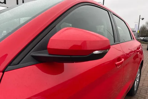 31 of 57 for Audi A1 SE 25 TFSI 95 PS 5-speed