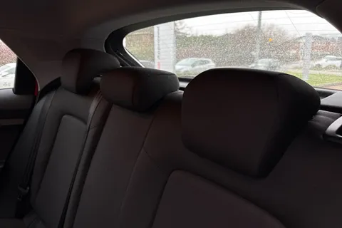 35 of 57 for Audi A1 SE 25 TFSI 95 PS 5-speed