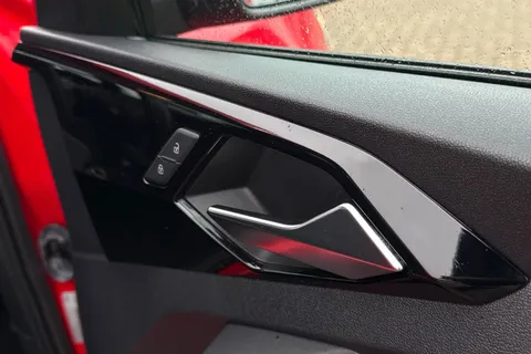 40 of 57 for Audi A1 SE 25 TFSI 95 PS 5-speed