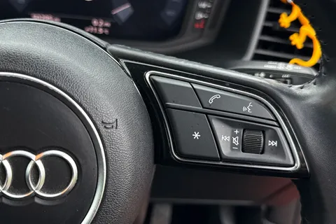 45 of 57 for Audi A1 SE 25 TFSI 95 PS 5-speed