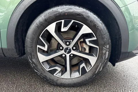 ML23DLF Kia Sportage 1.6 h T-GDi 3 Auto Euro 6 (s/s) 5dr Thumbnail #23