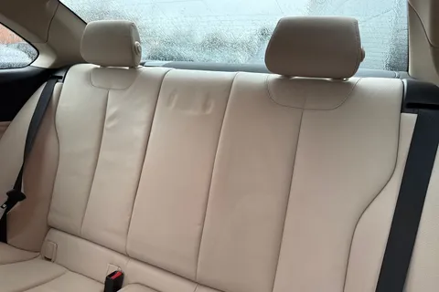 BK16FPF BMW 2 Series 2.0 220d Luxury Auto Euro 6 (s/s) 2dr Thumbnail #20