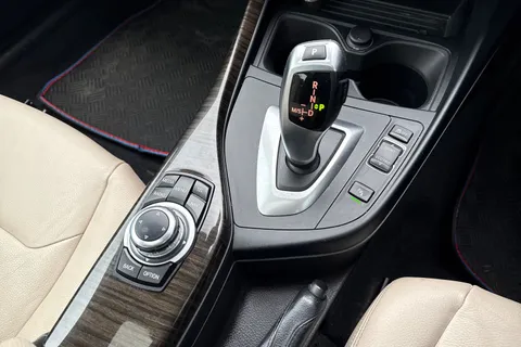 BK16FPF BMW 2 Series 2.0 220d Luxury Auto Euro 6 (s/s) 2dr Thumbnail #24