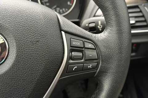 BK16FPF BMW 2 Series 2.0 220d Luxury Auto Euro 6 (s/s) 2dr Thumbnail #55