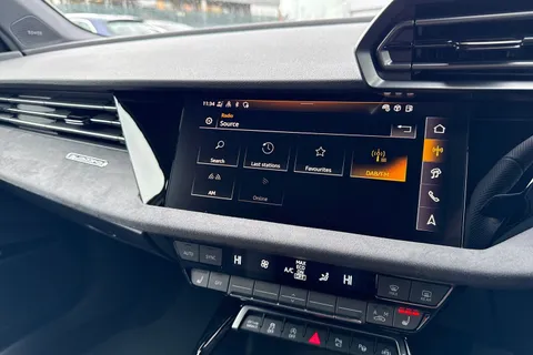 Audi RS 3 2.5 TFSI Sportback S Tronic quattro Euro 6 (s/s) 5dr Thumbnail #39