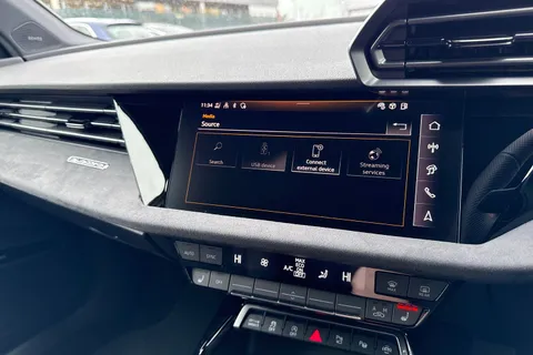 Audi RS 3 2.5 TFSI Sportback S Tronic quattro Euro 6 (s/s) 5dr Thumbnail #41