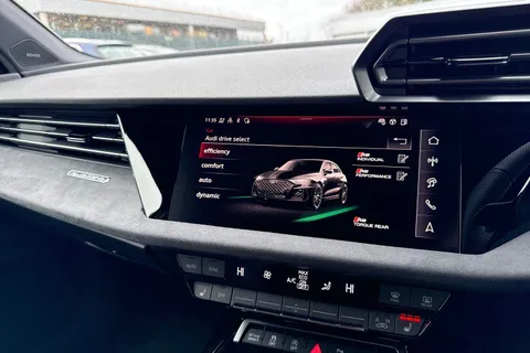 Audi RS 3 2.5 TFSI Sportback S Tronic quattro Euro 6 (s/s) 5dr Thumbnail #47