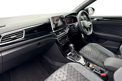 KR25XBN Volkswagen T-Roc 2.0 TDI 150 EVO R-Line 5dr DSG | Panoramic Sun Roof | Rear View Camera Thumbnail #10