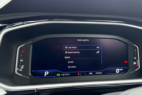 KR25XBN Volkswagen T-Roc 2.0 TDI 150 EVO R-Line 5dr DSG | Panoramic Sun Roof | Rear View Camera Thumbnail #28