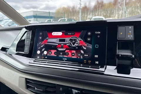 22 of 64 for VOLKSWAGEN CALIFORNIA 2.0 TDI Coast 5dr DSG