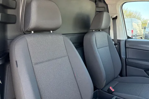 DE25UGD Volkswagen Caddy 2.0 TDI 75PS Commerce Van [Business/Tech Pack] Thumbnail #23