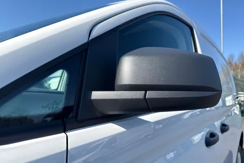 DE25UGD Volkswagen Caddy 2.0 TDI 75PS Commerce Van [Business/Tech Pack] Thumbnail #25