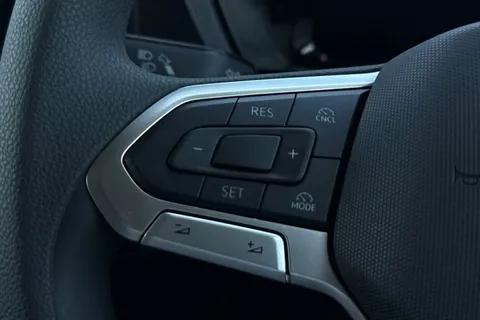 DE25UGD Volkswagen Caddy 2.0 TDI 75PS Commerce Van [Business/Tech Pack] Thumbnail #31