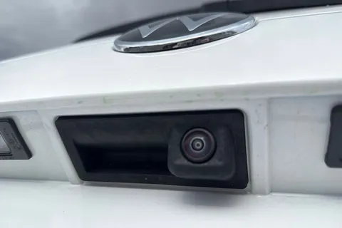 36 of 64 for VOLKSWAGEN CALIFORNIA 2.0 TDI Coast 5dr DSG