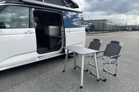 39 of 64 for VOLKSWAGEN CALIFORNIA 2.0 TDI Coast 5dr DSG