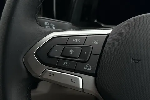 47 of 64 for VOLKSWAGEN CALIFORNIA 2.0 TDI Coast 5dr DSG