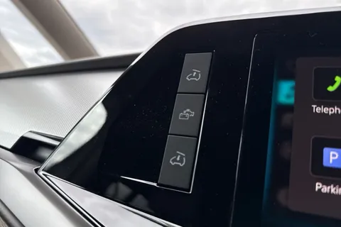 56 of 64 for VOLKSWAGEN CALIFORNIA 2.0 TDI Coast 5dr DSG