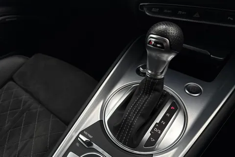 BK72TVY Audi TT Coup- Black Edition 40 TFSI  197 PS S tronic Thumbnail #24