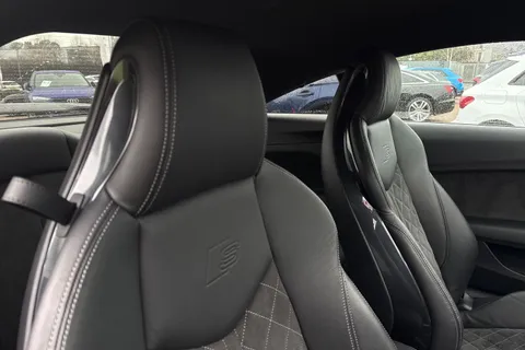 BK72TVY Audi TT Coup- Black Edition 40 TFSI  197 PS S tronic Thumbnail #25