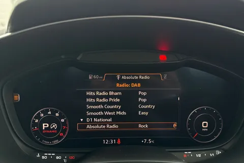 BK72TVY Audi TT Coup- Black Edition 40 TFSI  197 PS S tronic Thumbnail #51