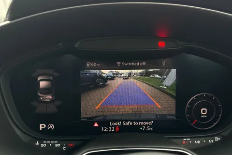 BK72TVY Audi TT Coup- Black Edition 40 TFSI  197 PS S tronic Thumbnail #55