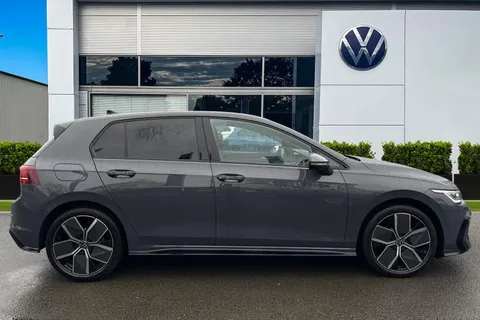 KR25TWA Volkswagen Golf 1.5 TSI 150 R-Line 5dr | Area View Camera | Adaptive Cruise Thumbnail #4