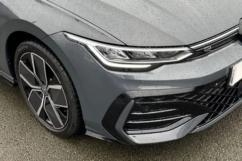 KR25TWA Volkswagen Golf 1.5 TSI 150 R-Line 5dr | Area View Camera | Adaptive Cruise Thumbnail #10