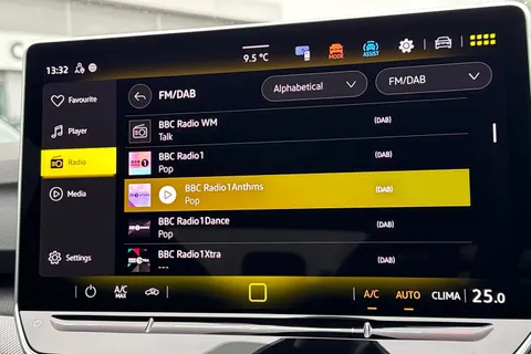 KR25TWA Volkswagen Golf 1.5 TSI 150 R-Line 5dr | Area View Camera | Adaptive Cruise Thumbnail #30