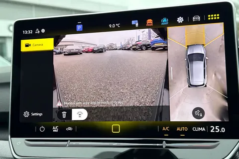 KR25TWA Volkswagen Golf 1.5 TSI 150 R-Line 5dr | Area View Camera | Adaptive Cruise Thumbnail #34