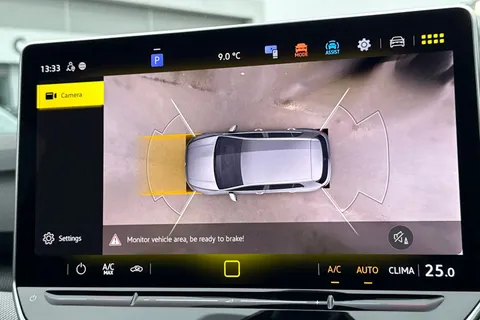 KR25TWA Volkswagen Golf 1.5 TSI 150 R-Line 5dr | Area View Camera | Adaptive Cruise Thumbnail #37